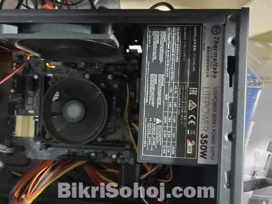 Core i5 6th gen, DDR4 8 GB Ram, 250 transcend SSD